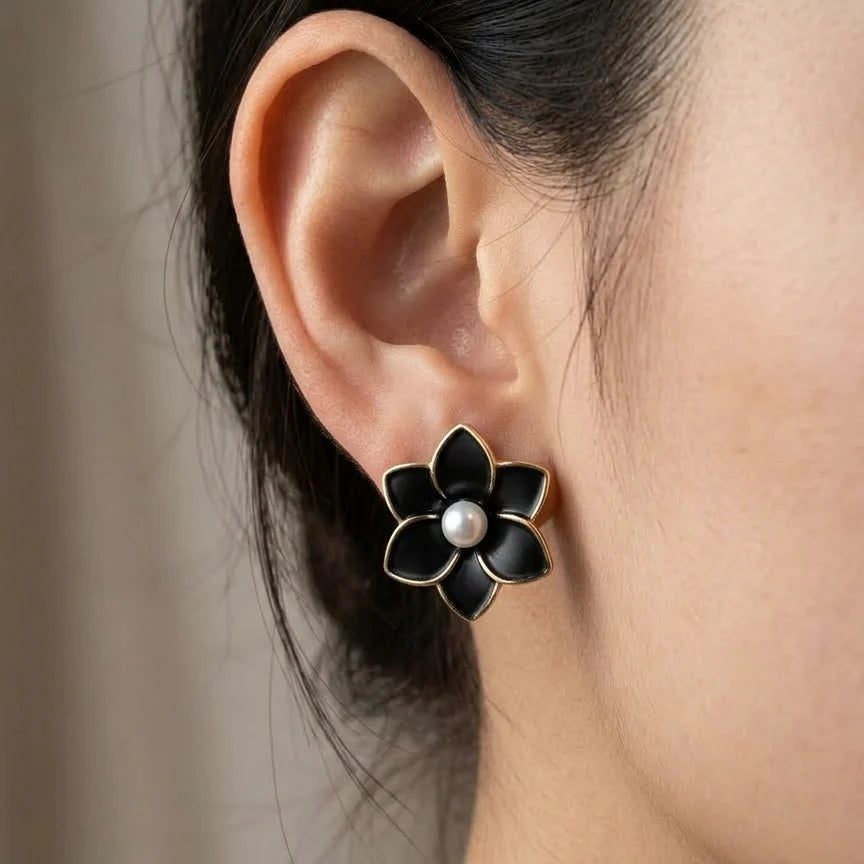 Korean Black Flower pearl Earrings