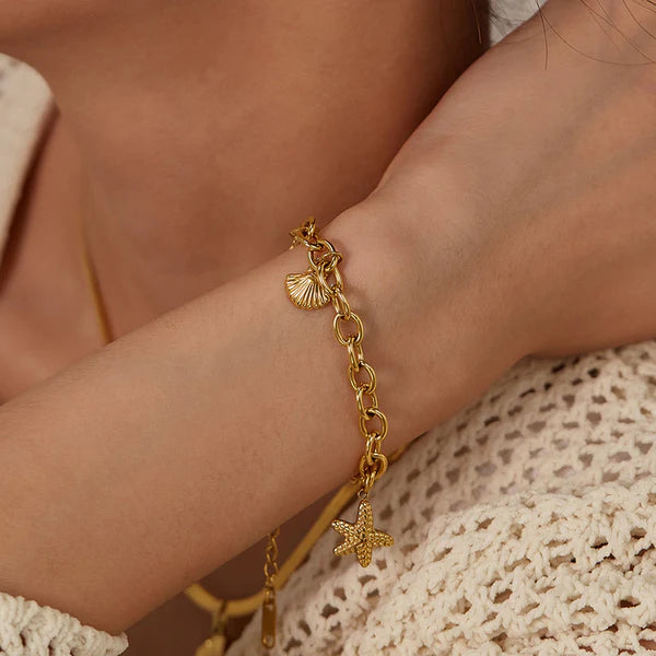 Gold Plated Anti Tarnish Star charm Bracelet