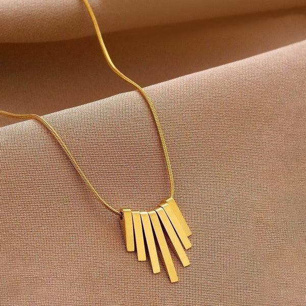 Gold Plated Anti Tarnish Dangling Stripes Pendant Necklace