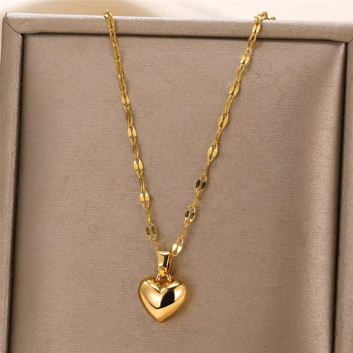 Classic Heart Pendant Necklace
